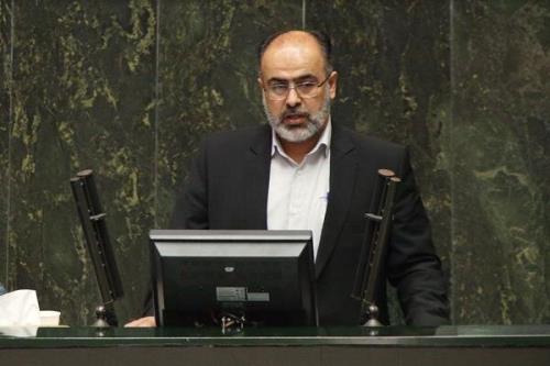 واکسیناسیون دانش آموزان شرط حداقلی بازگشایی مدارس است