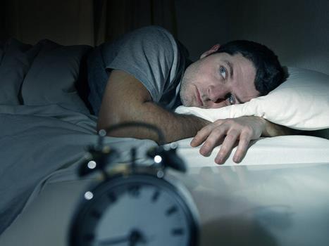 پنج عادتی که می تواند خواب شما را مختل کند