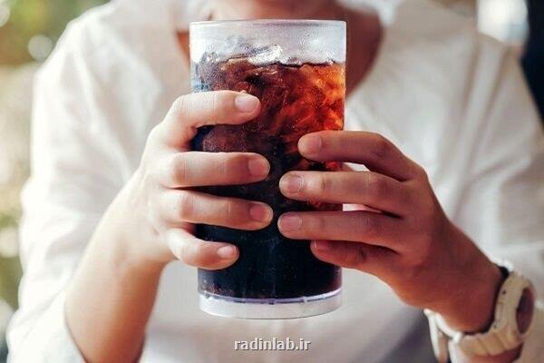 اخطار وزارت بهداشت درباره ی مصرف نوشابه های انرژی زا در هوای گرم