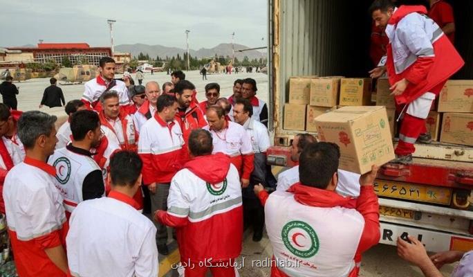 دومین محموله كمك های امدادی بوشهر برای زلزله زدگان سی سخت ارسال شد